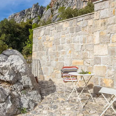 2m منزل ريفي *