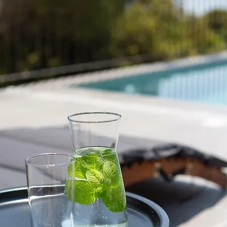 2m * ماكارسكا