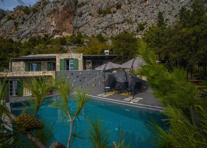 2m Country house Makarska