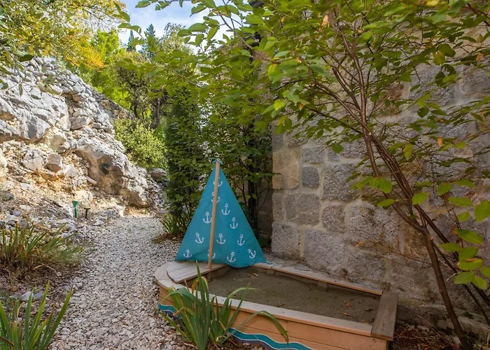 Landhaus 2m Makarska