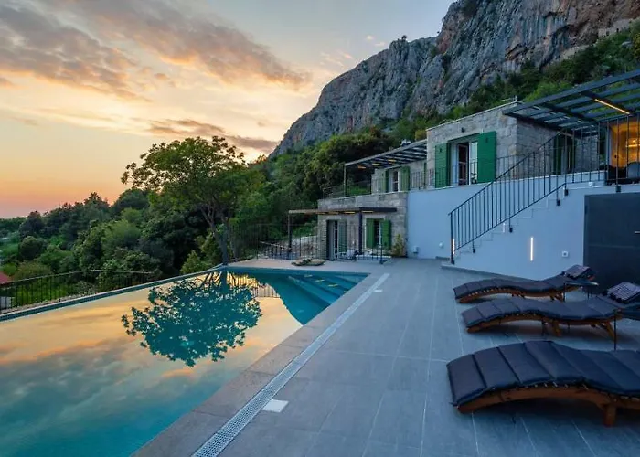 2m Country house Makarska