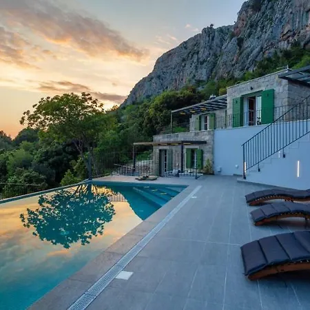 2m Country house Makarska